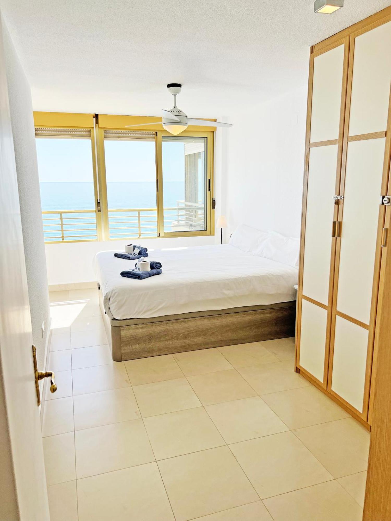 شقة Oasis Frente Al Mar. Parking Gratis إل كامبيلو المظهر الخارجي الصورة