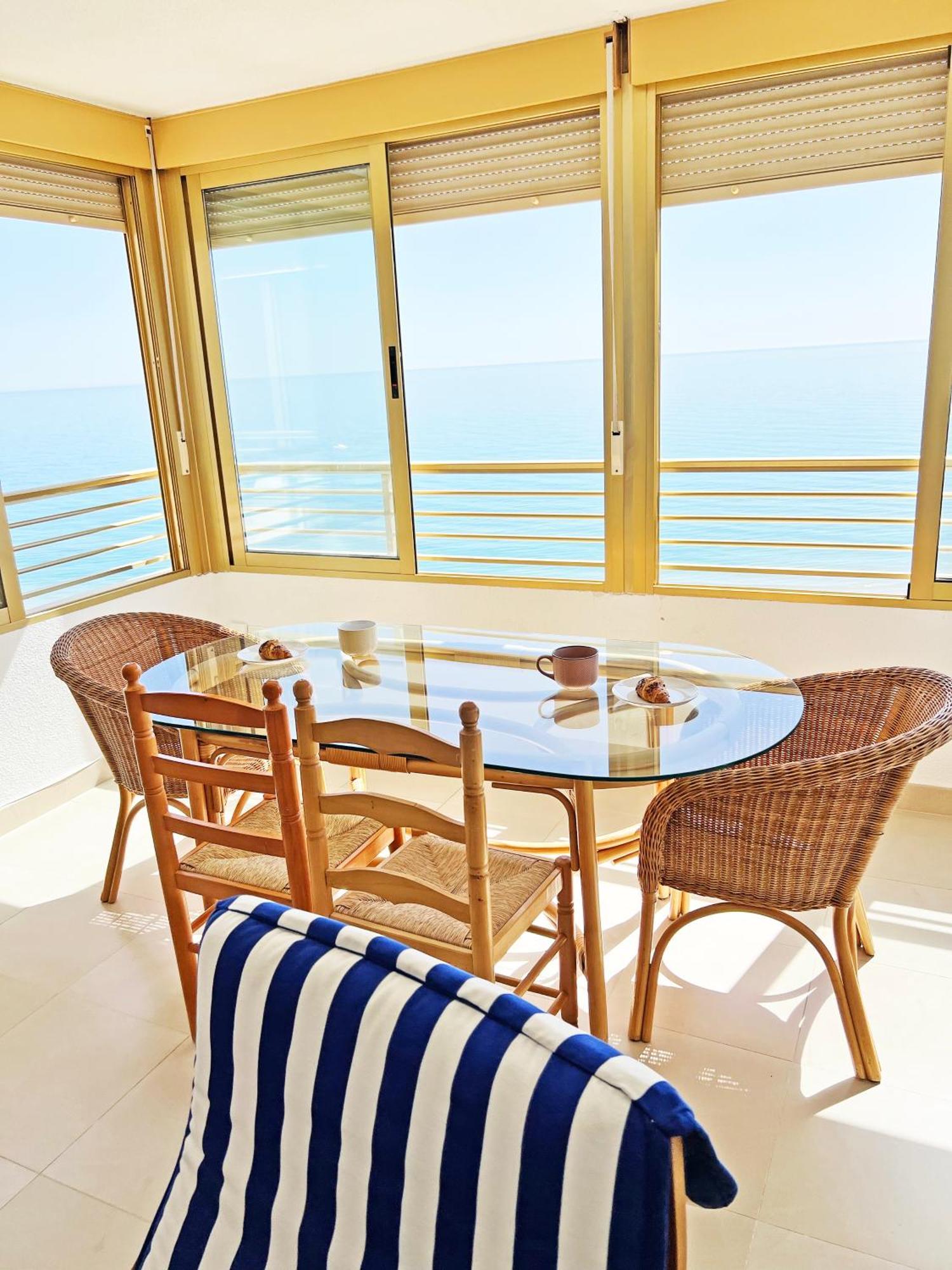 شقة Oasis Frente Al Mar. Parking Gratis إل كامبيلو المظهر الخارجي الصورة