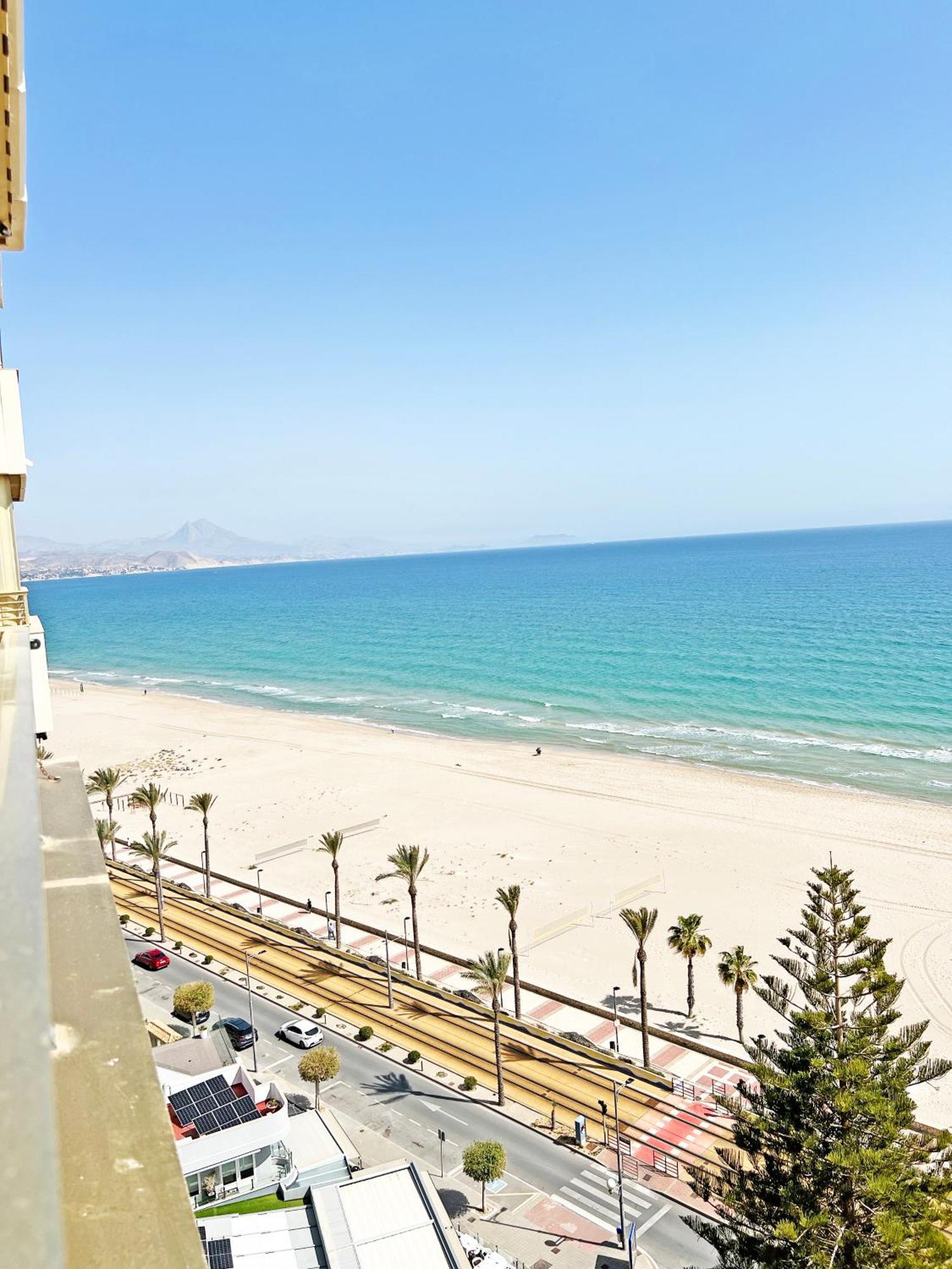 شقة Oasis Frente Al Mar. Parking Gratis إل كامبيلو المظهر الخارجي الصورة