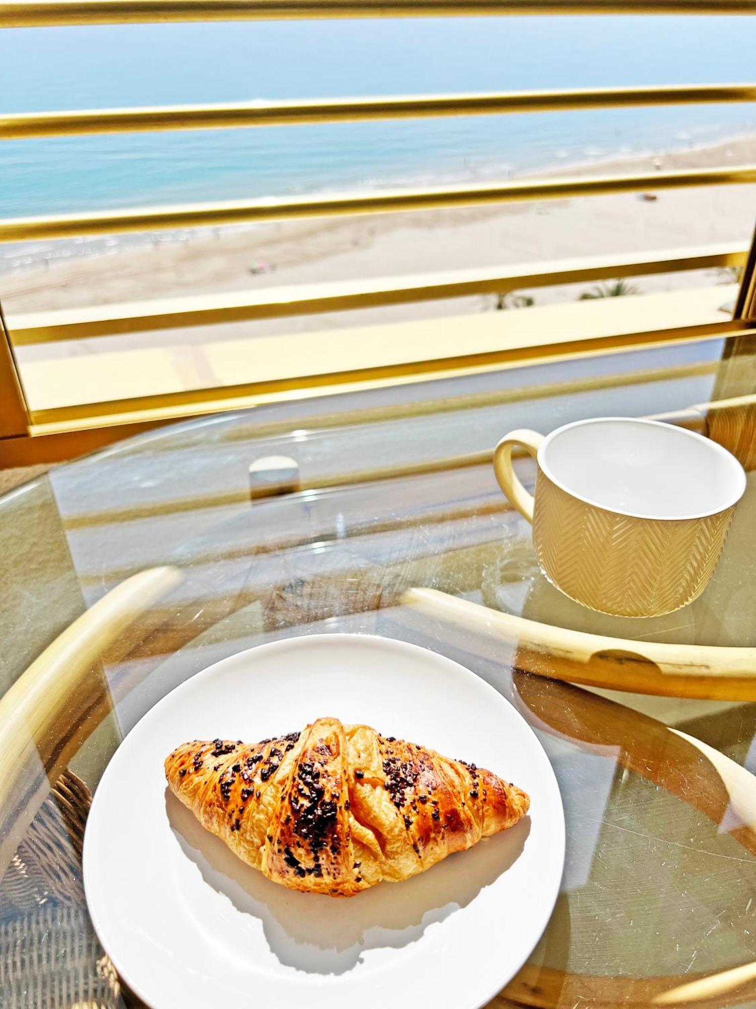شقة Oasis Frente Al Mar. Parking Gratis إل كامبيلو المظهر الخارجي الصورة